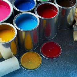 أصباغ ودهانات